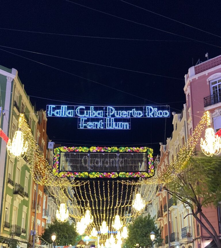 Iluminación de la Falla de Cuba-Puerto Rico de las Fallas de Valencia